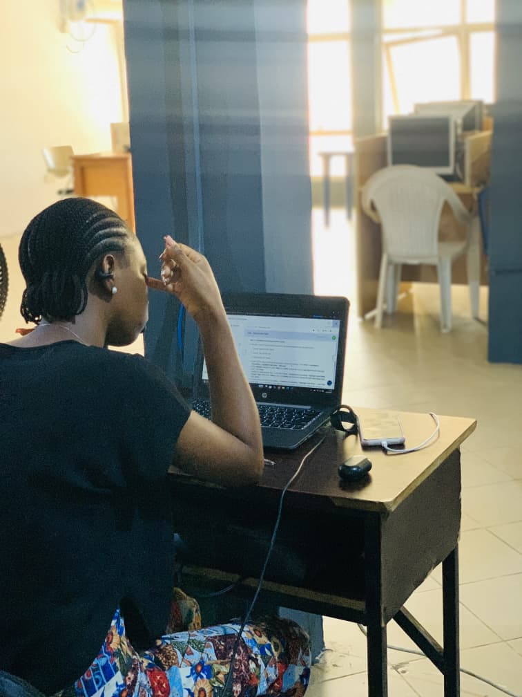 African tech startup founders and student entrepreneurs at Tech2Grassroots Africa incubation and mentorship program Nigeria